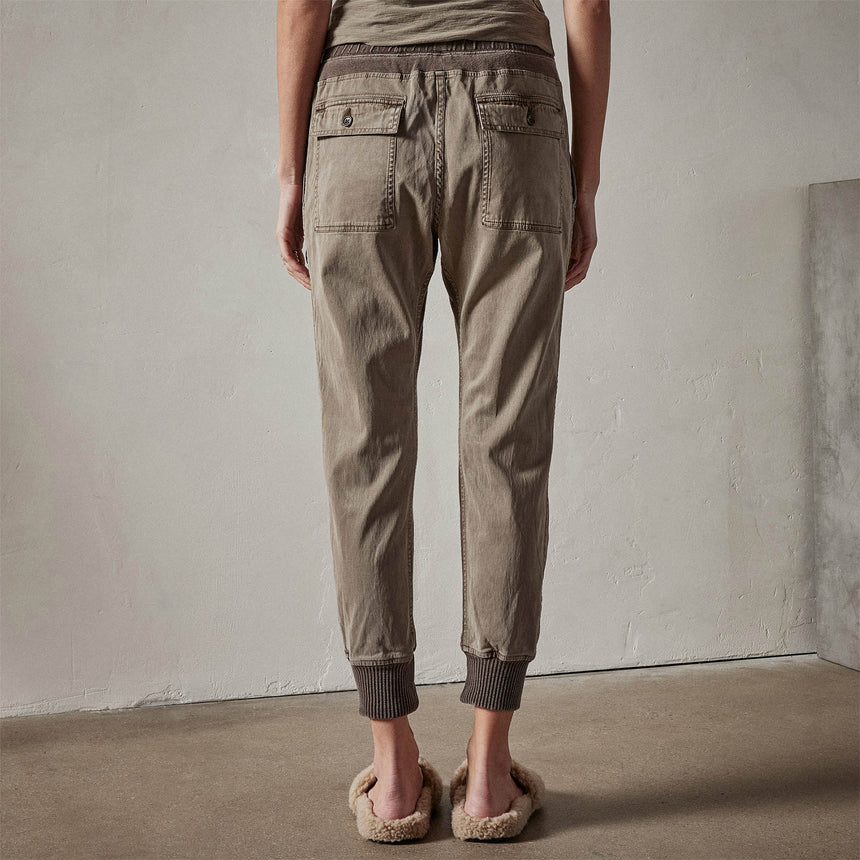 Mixed Media Pant in Ammo Pigment | James Perse Los Angeles