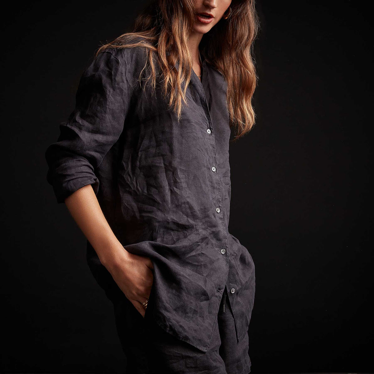 Linen Lounge Shirt in French Navy Pigment | James Perse Los Angeles