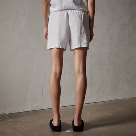 Lightweight Linen Short in White | James Perse Los Angeles
