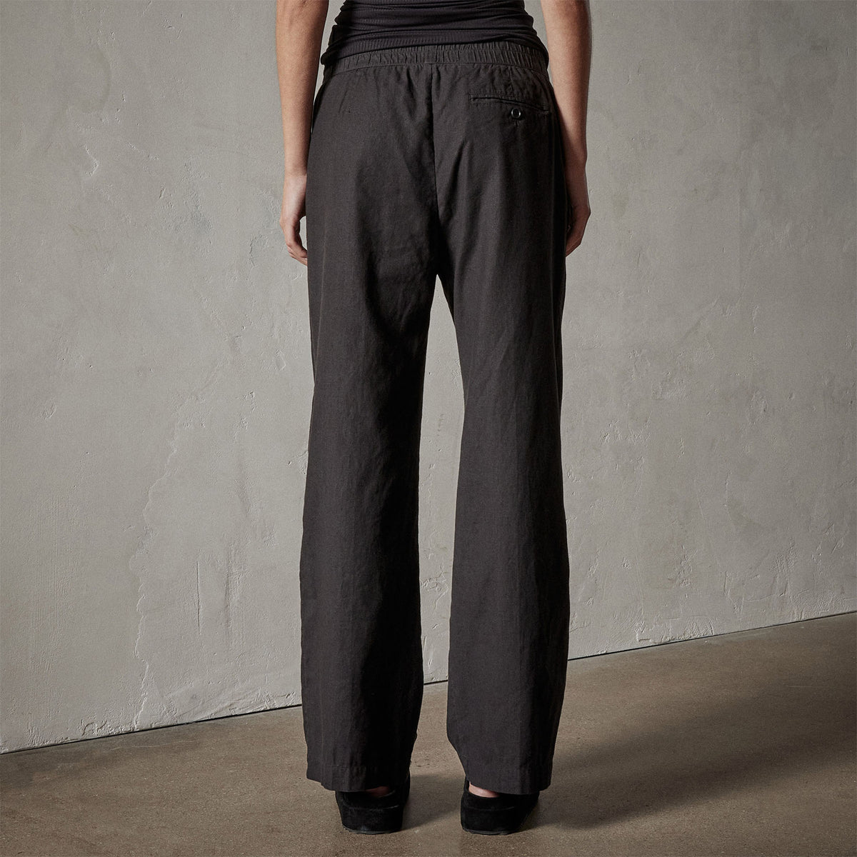 Canyon Linen Pant in Black | James Perse Los Angeles