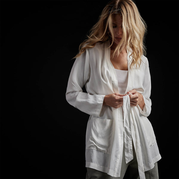 Lounge Robe in Off White | James Perse Los Angeles