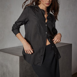 Tuxedo Shirt in Black | James Perse Los Angeles