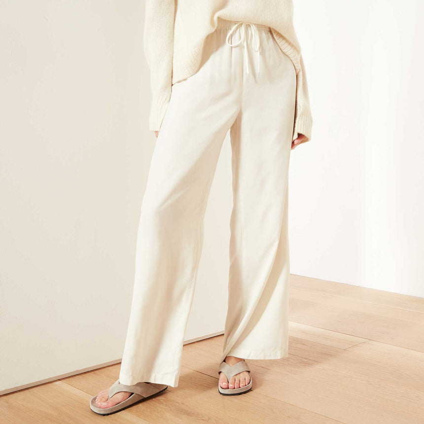 Micro Suede Pull On Pant - Alabaster | James Perse Los Angeles