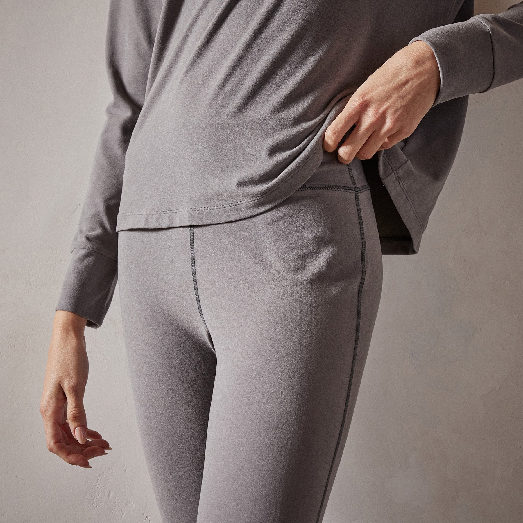 Lounge Legging in Raccoon Grey | James Perse Los Angeles