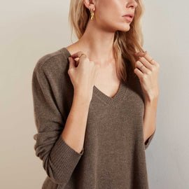 Recycled Cashmere V Neck Sweater - Brown Stone | James Perse Los Angeles