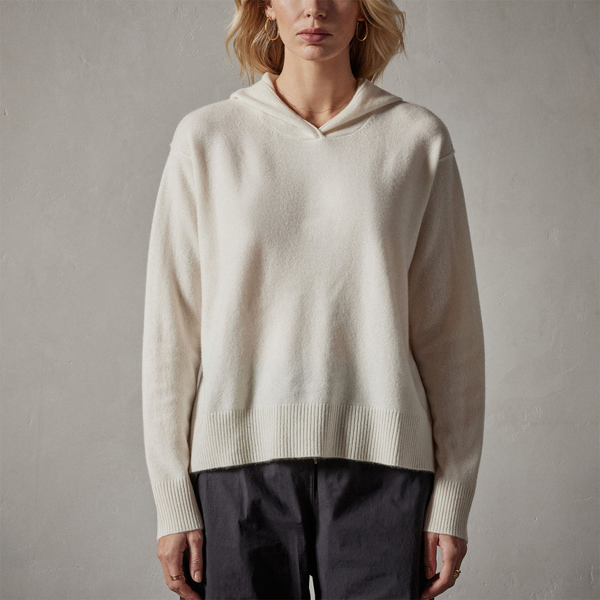 Recycled Cashmere Graphic Pullover Hoodie in Ivory/Black | James Perse Los Angeles 