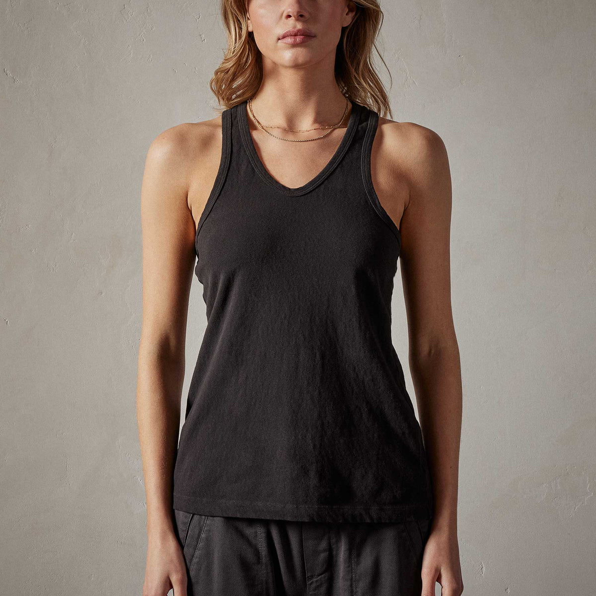 Cut Away Racer Back Tank in Black | James Perse Los Angeles 