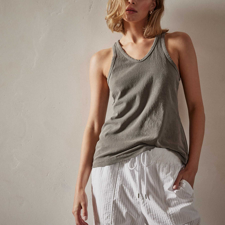 Cut Away Racer Back Tank in River Rock Pigment | James Perse Los Angeles 
