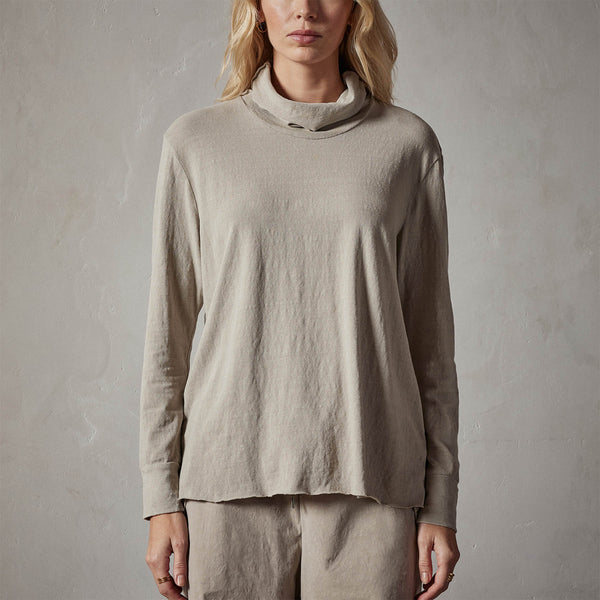 Jersey Oversized Funnel Neck in String Pigment | James Perse Los Angeles 