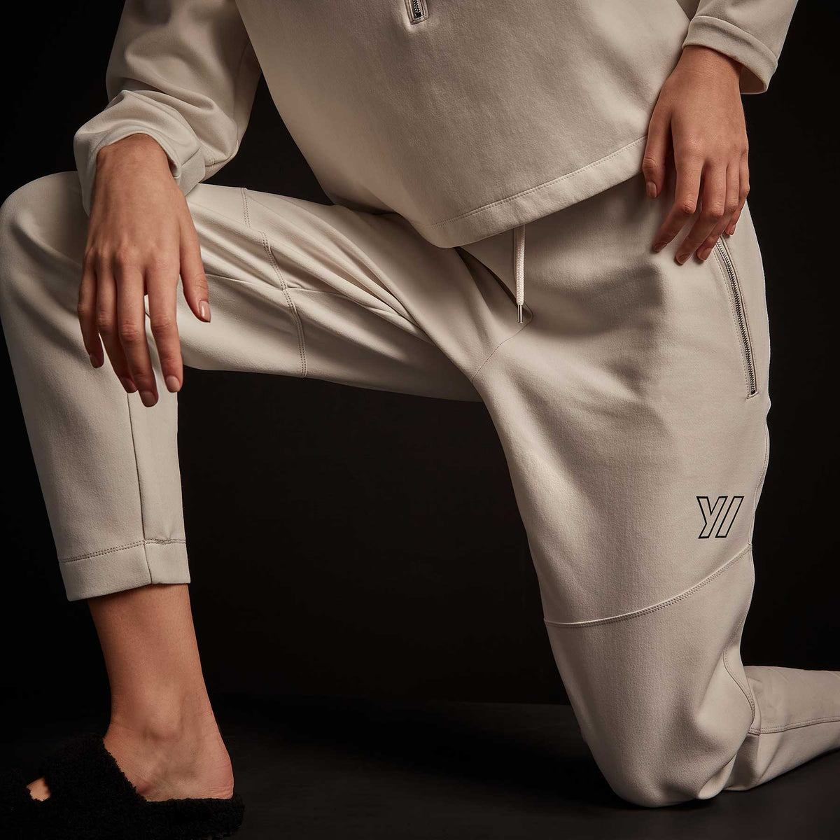 Y/OSEMITE Seamed Sweatpant - Talc | James Perse Los Angeles