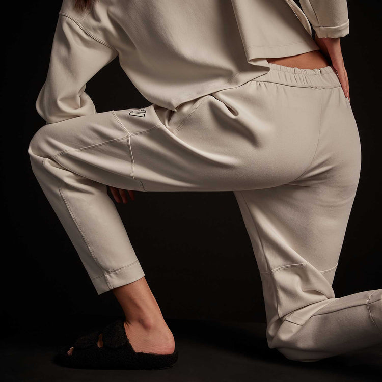 Y/OSEMITE Seamed Sweatpant - Talc | James Perse Los Angeles