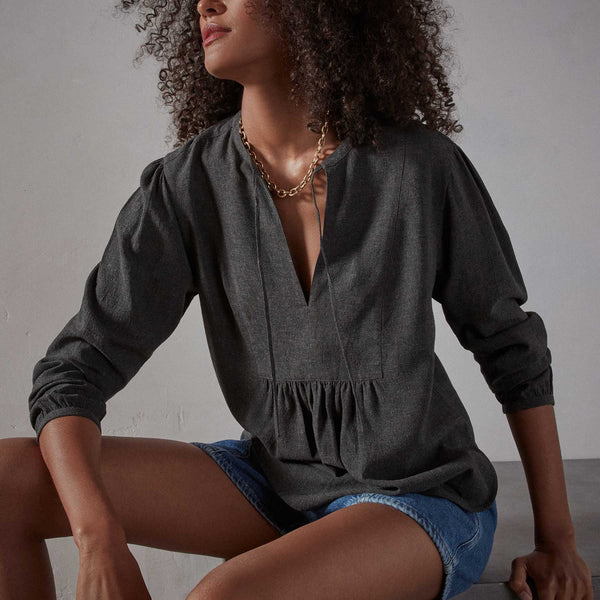 Curved Hem Peasant Blouse - Anthracite | James Perse Los Angeles