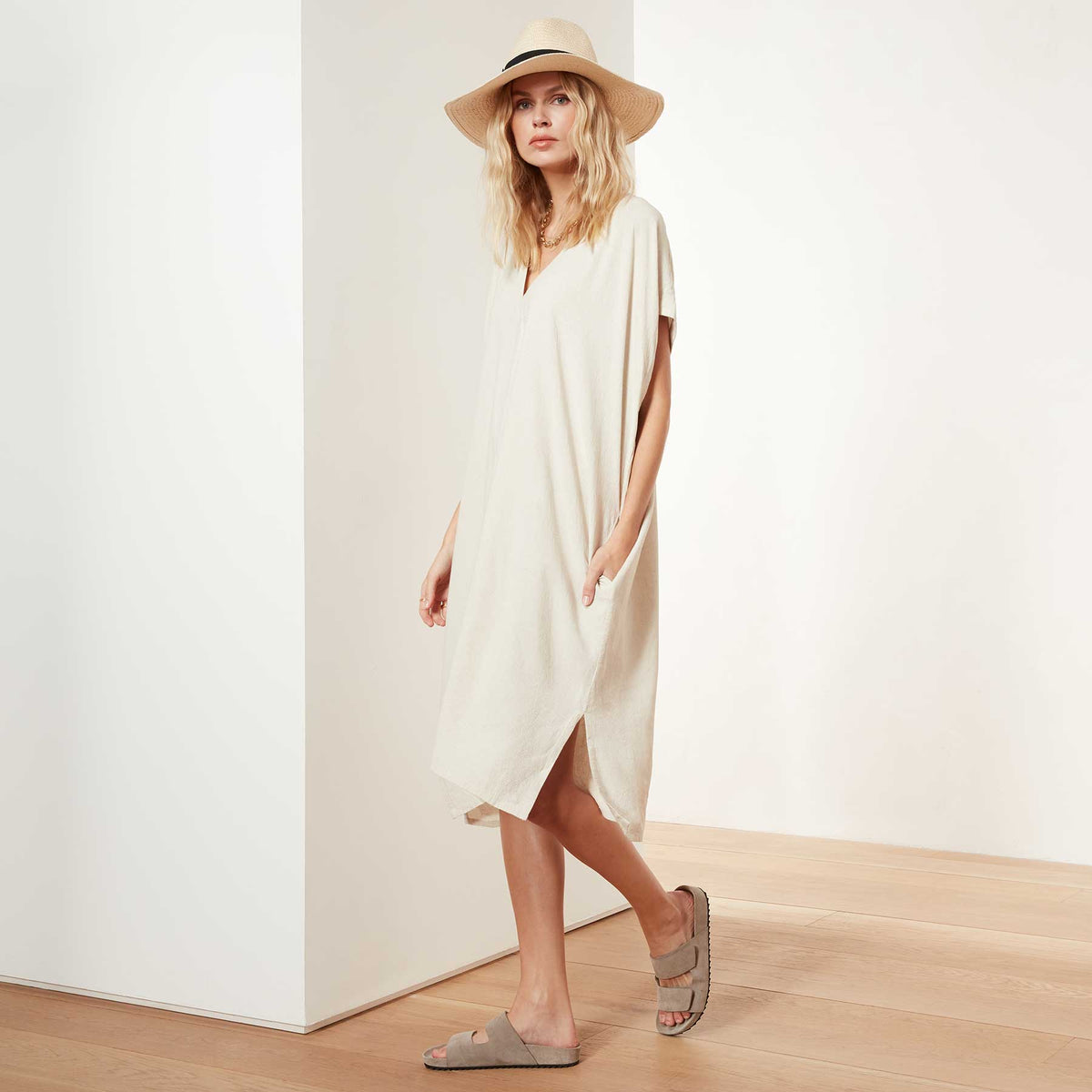 V Neck Kaftan in Natural | James Perse Los Angeles