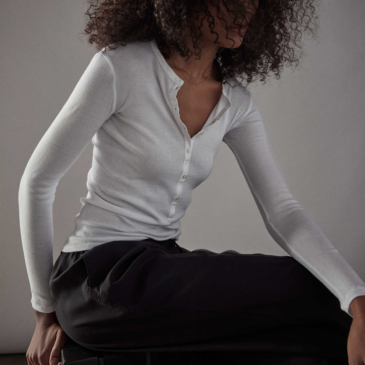 Tubular Fine Rib Henley Top - White | James Perse Los Angeles