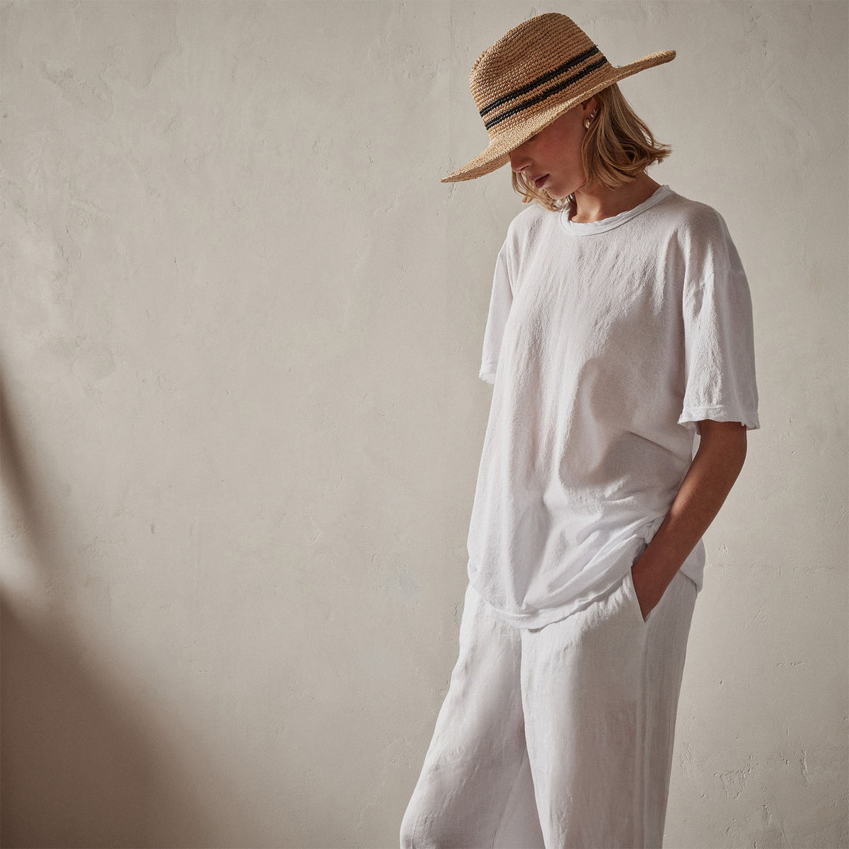 Crepe Jersey Overiszed Short Sleeve Crew in White | James Perse Los Angeles 