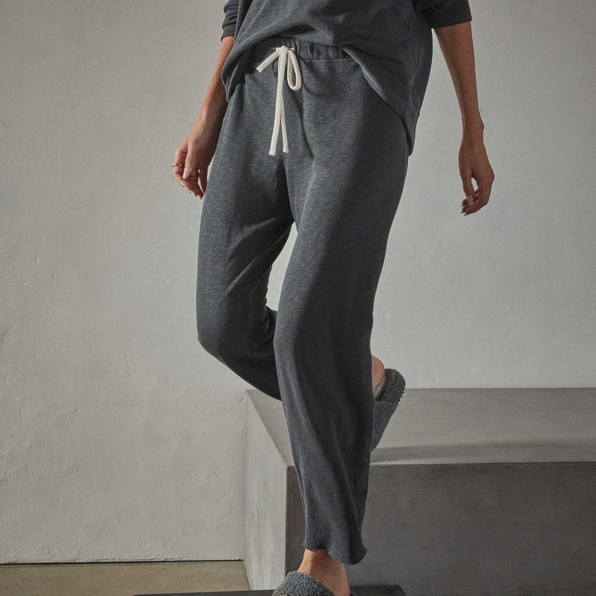 Vintage French Terry Cutoff Sweatpant - Magma Pigment | James Perse Los Angeles