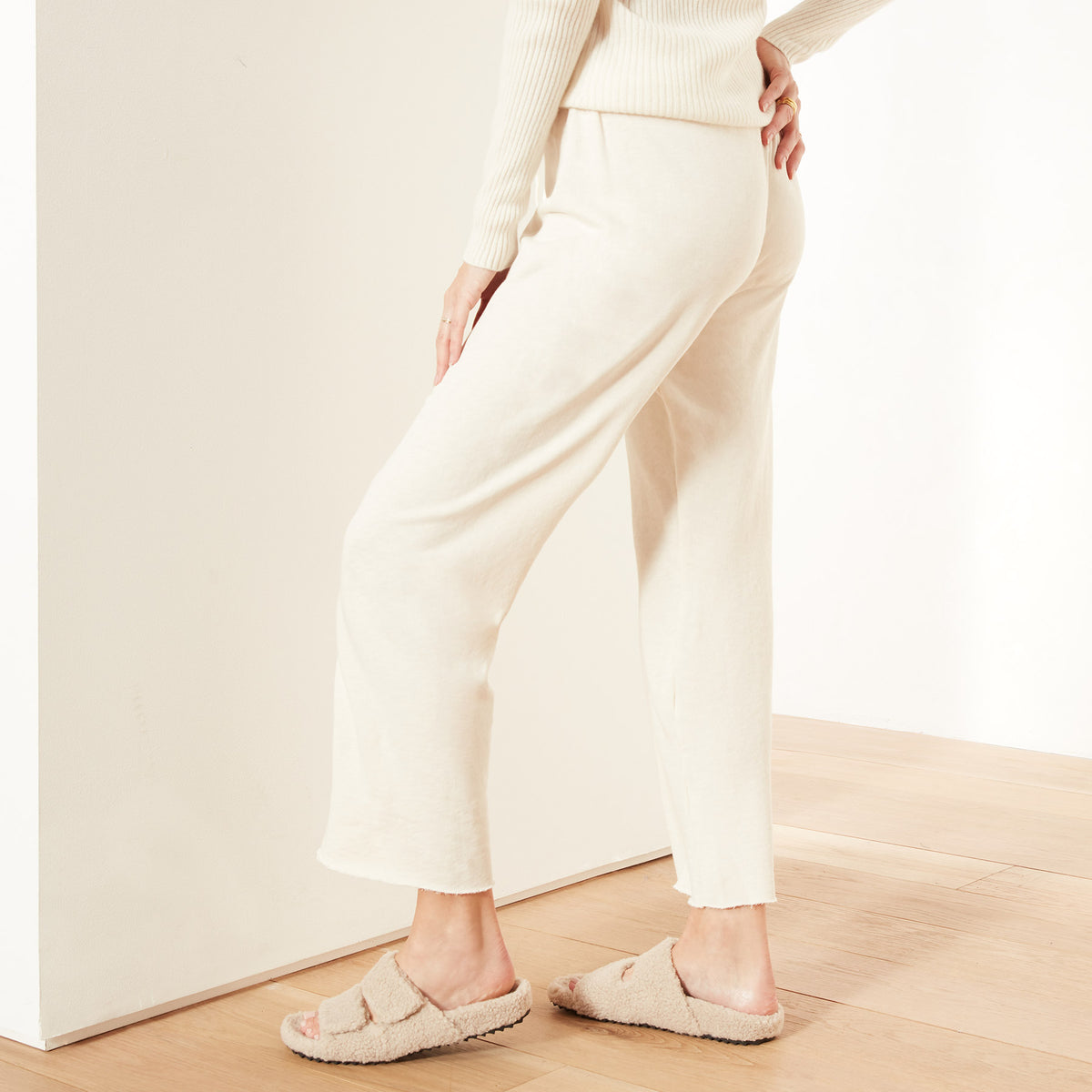 Vintage French Terry Cutoff Sweatpant - Marshmallow | James Perse Los Angeles