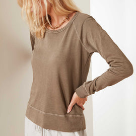 Vintage Fleece Long Sleeve Sweatshirt In Fawn Pigment | James Perse Los Angeles