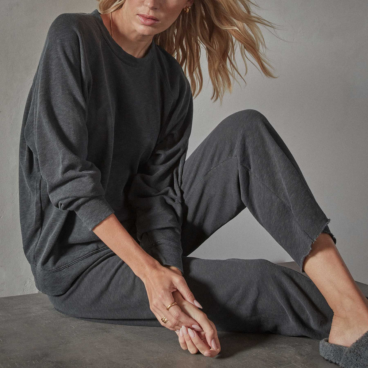 Vintage French Terry Relaxed Sweatshirt - Magma Pigment | James Perse Los Angeles