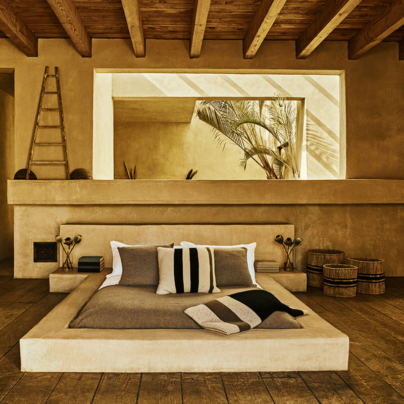 Large Jute Basket In Natural/Charcoal Stripe | James Perse Los Angeles