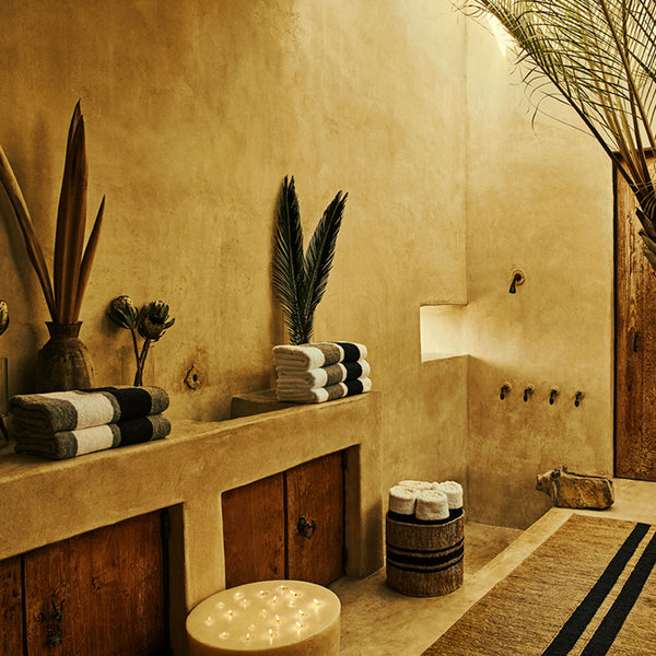 Large Jute Basket In Natural/Charcoal Stripe | James Perse Los Angeles